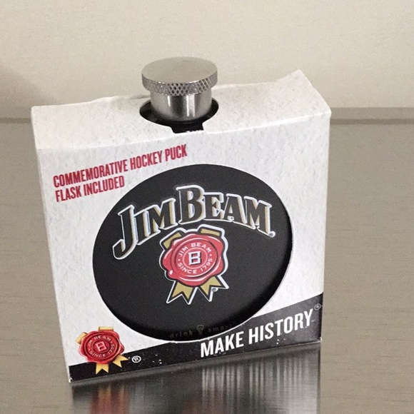 NIB Jim Beam flask - Picture 1 of 4